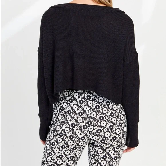 Altar’d State Black Cropped Cardigan - Picture 2 of 4